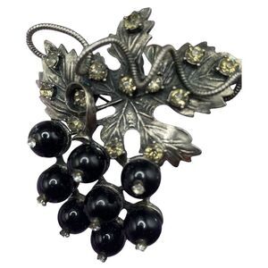 Gerard Yosca Vintage Signed Silver Brooch Pendant Rhinestones Grape Leaf Design‎